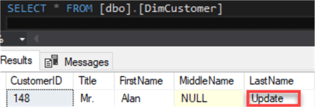 Image of Last Name record updated in the DimCustomer table