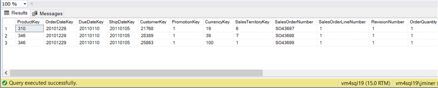 T-SQL DELETE Statement - Selecting three records from the (remote) Fact Internet Sales table.