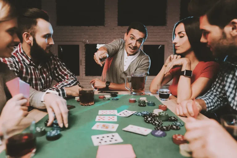 SQL Server Poker Simulator with a Random Numbers Generator