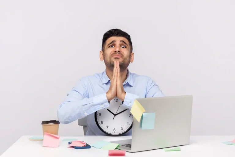 SQL Query Troubleshooting: Memory Issues and Timeouts